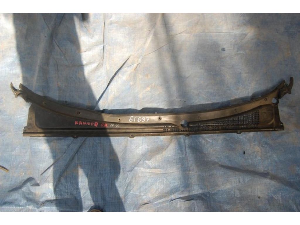 74200-SM4-A00 | Пластик під лобове скло / Жабо HONDA ACCORD CB 89-93