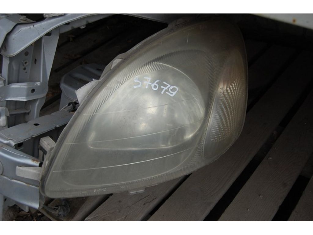 81150-52031 | Фара передн. лев. TOYOTA YARIS 00-05
