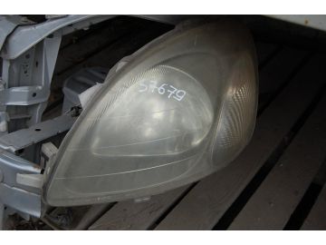 Фара передн. лев. TOYOTA YARIS 00-05