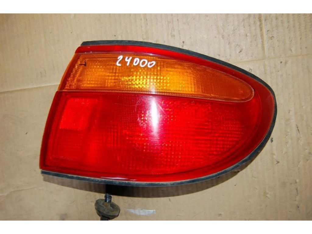 8BT1-51-150 | Ліхтар зовнішній задн. прав. MAZDA XEDOS 9 X9 (TA) 93-02