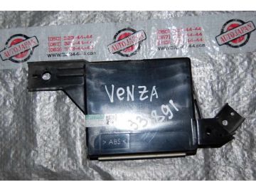 Блок электронный TOYOTA VENZA 09-16