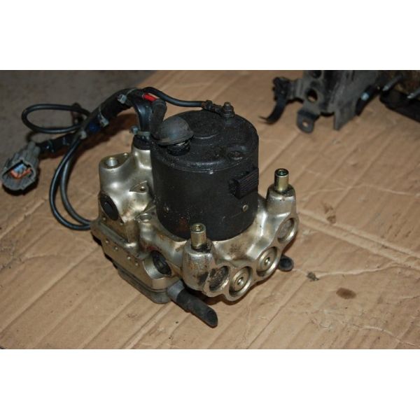 Блок антиблокувальної системи NISSAN SUNNY 96-00 47600-1M200 — 3