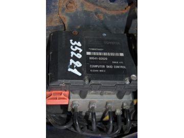 Блок ABS TOYOTA COROLLA E110 95-00