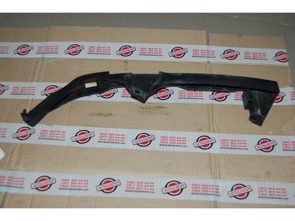 BN8V-50-151 | Кронштейн переднього бампера прав. MAZDA 3 BK 03-08