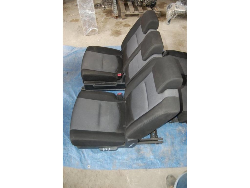 CE51-88-180A 02 | Сиденья комплект MAZDA 5 CR 05-10 - Фото 7