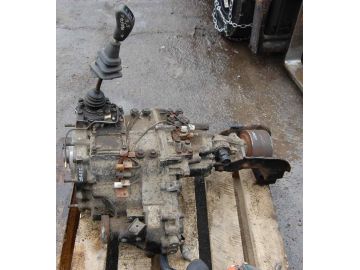 Роздавальна коробка MITSUBISHI PAJERO 91-99