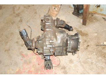 Роздавальна коробка MAZDA E2200 E-SERIES 86-04