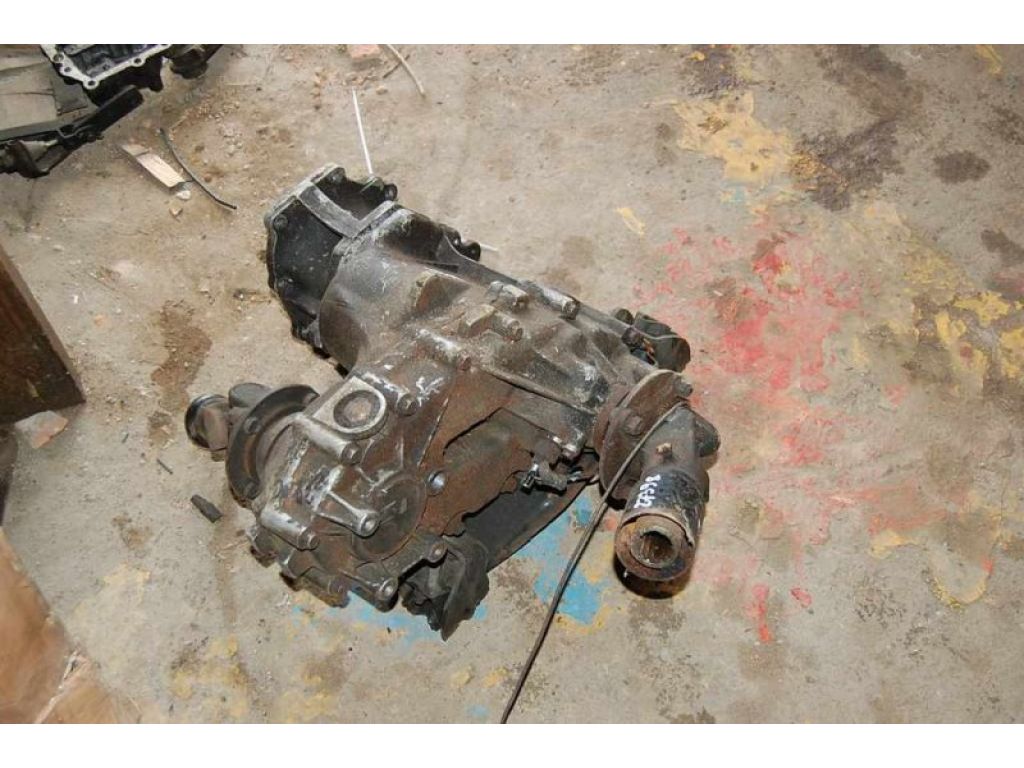 Раздаточная коробка MAZDA E2200 E-SERIES 86-04 - Фото 2