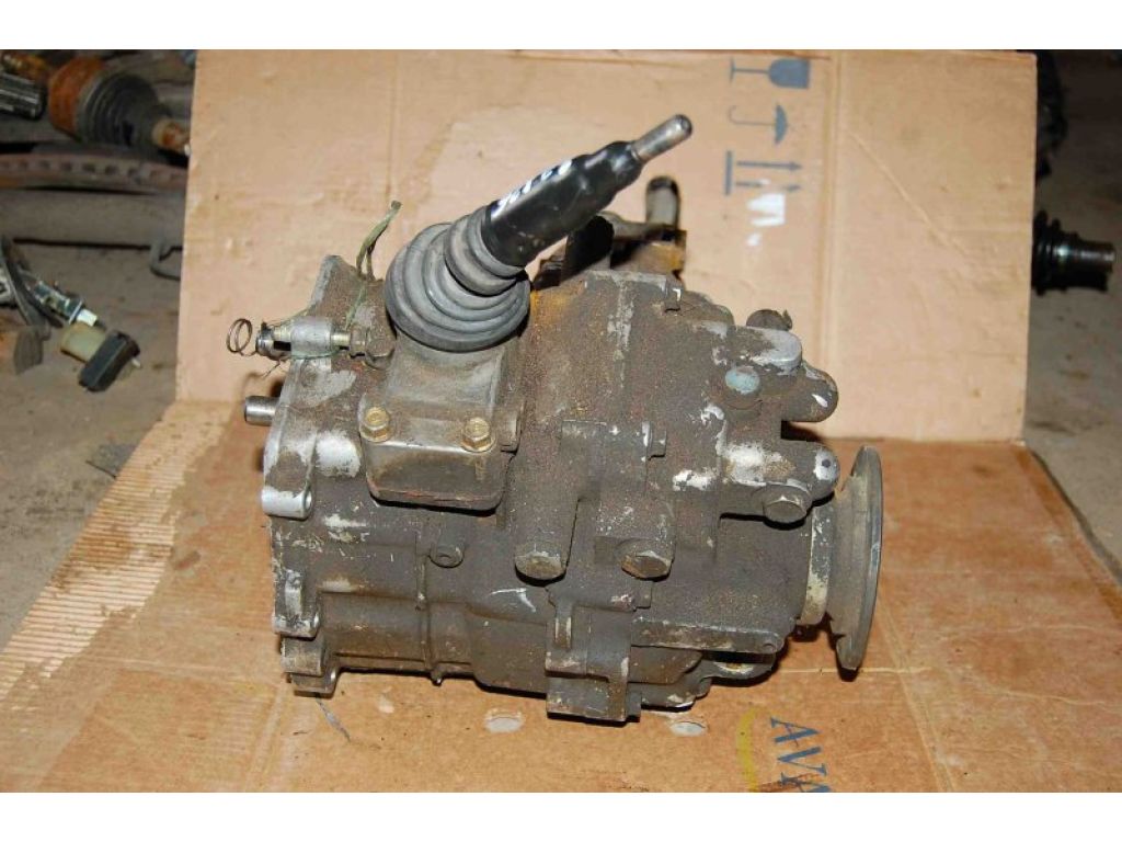 0K012-17700 | Раздаточная коробка KIA SPORTAGE JA 93-04