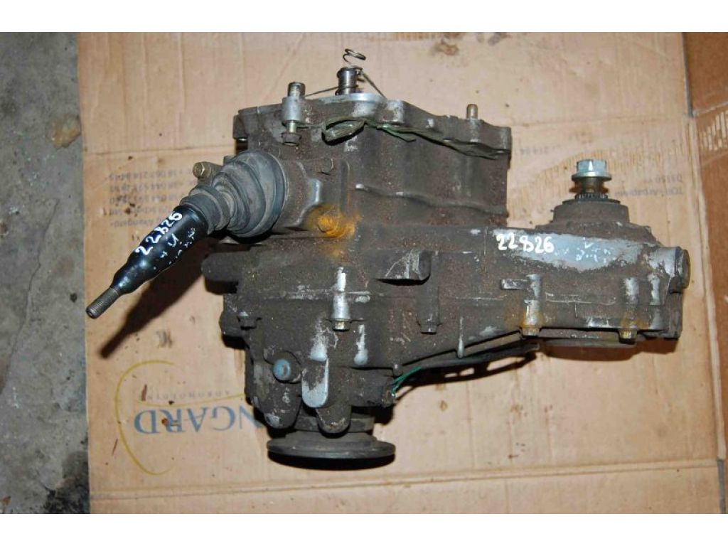 0K012-17700 | Раздаточная коробка KIA SPORTAGE JA 93-04 - Фото 2