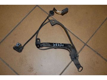 Датчик ABS передн. прав. MAZDA 323 BJ 98-2003