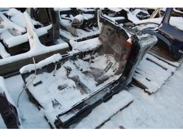 Чверть кузова передня прав. INFINITI G35 03-07