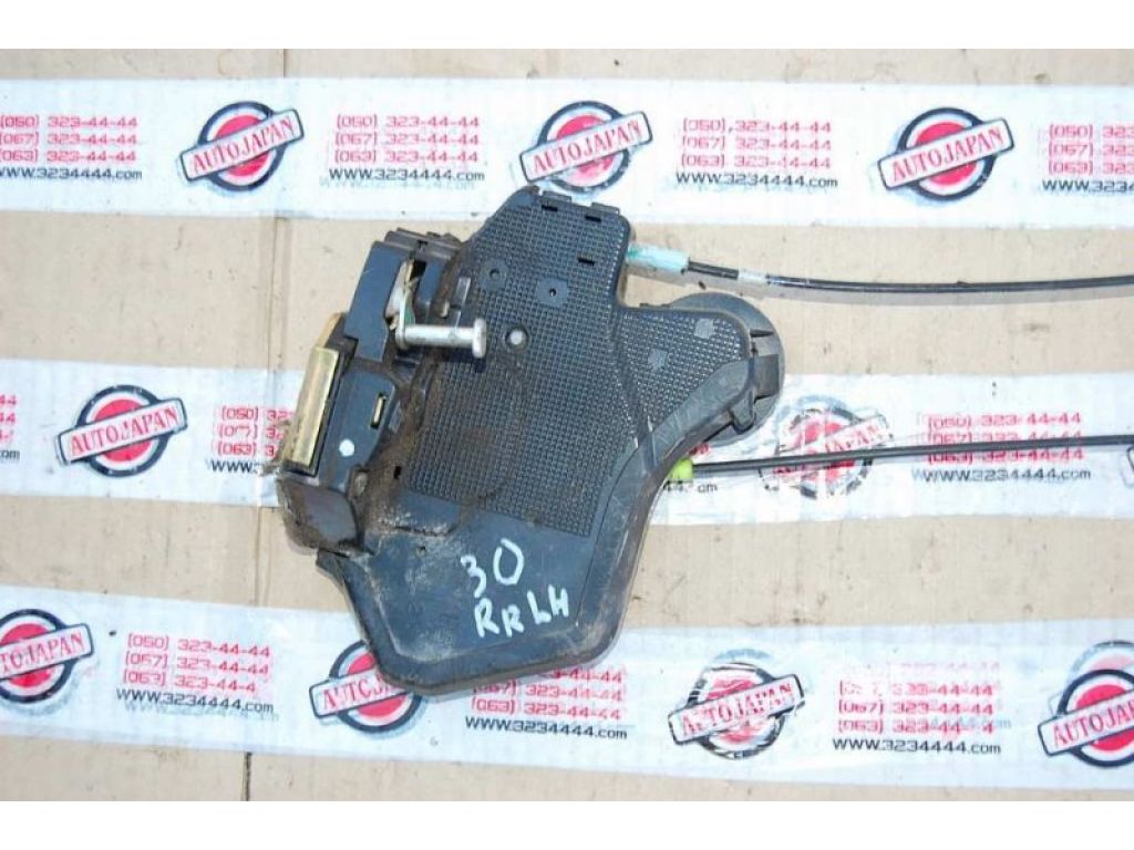 69060-33071 | Замок двери задн. лев. TOYOTA CAMRY 30 02-06