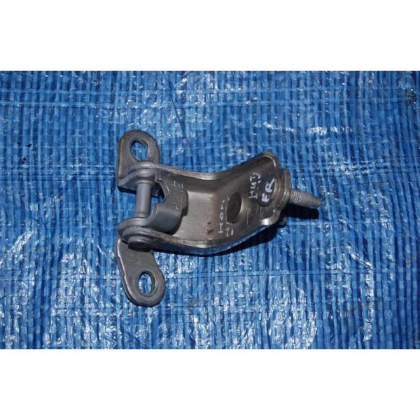 Петля двері нижня задня права HONDA CITY 02-08 67920-S5A-003ZZ — 2