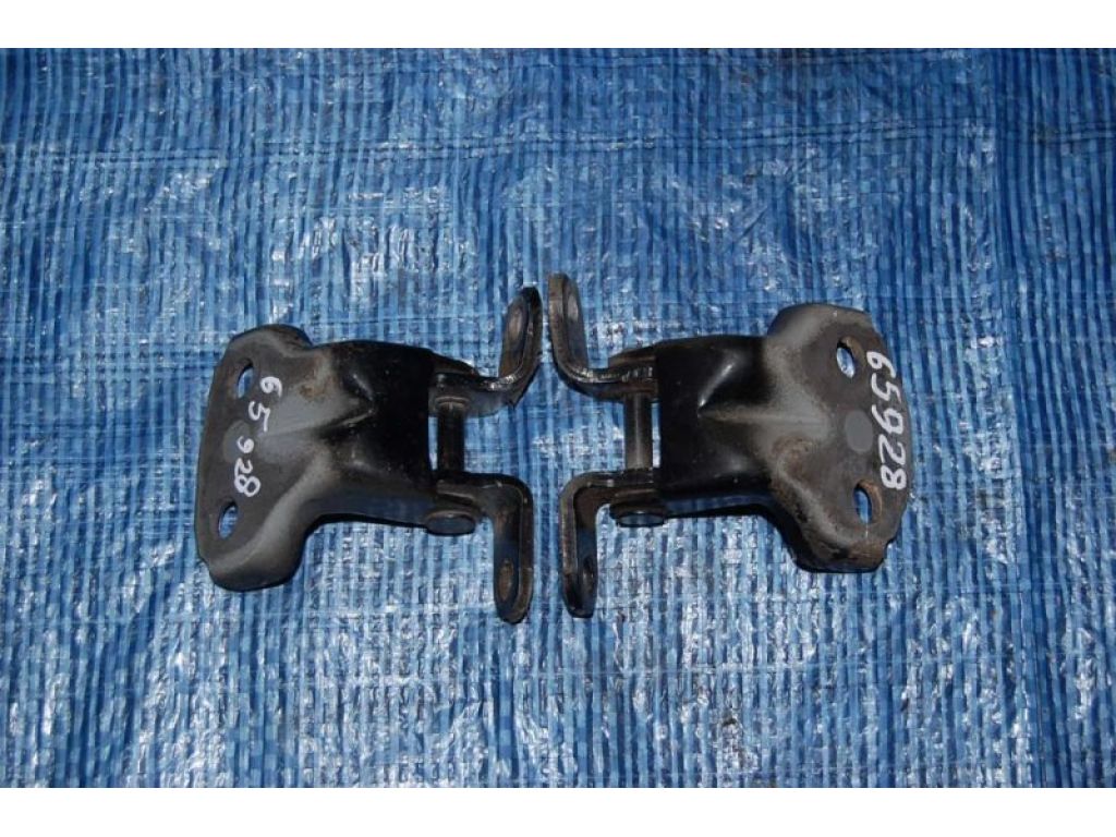 Петля двери SUBARU FORESTER SG 02-07