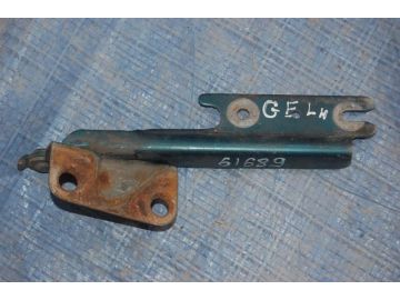 Петля капота лев. MAZDA 626 GE 91-97
