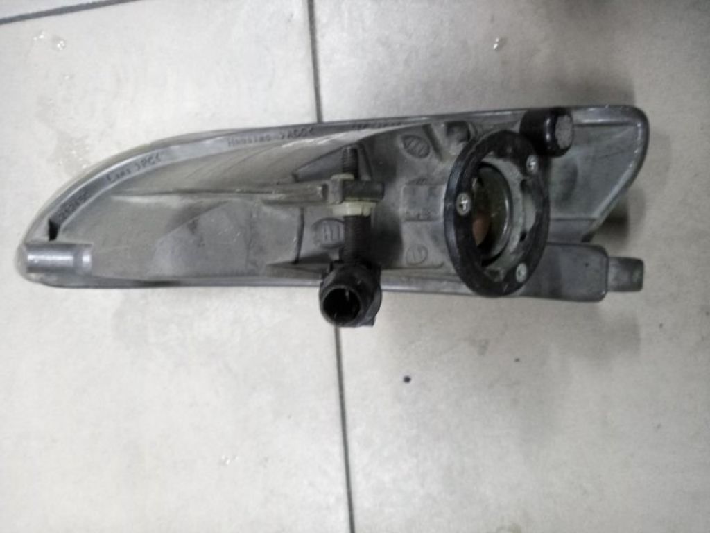 81210-0E010 | Протитуманна фара прав. LEXUS RX300/330/350/400 03-09 - Фото 2