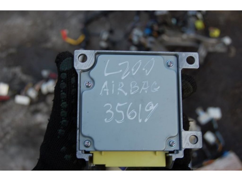 8635A149 | Блок керування AIRBAG MITSUBISHI L200 06-14