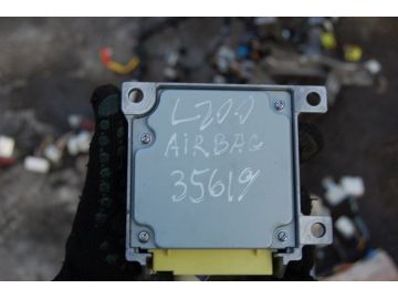 Блок керування AIRBAG MITSUBISHI L200 06-14