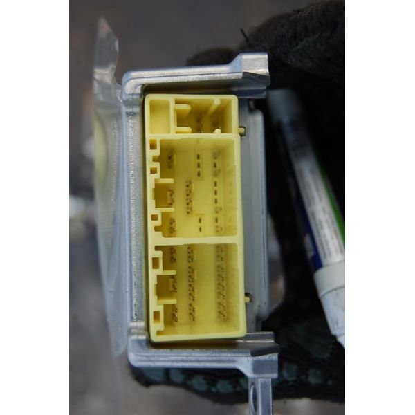 Блок керування AIRBAG MITSUBISHI L200 06-14 8635A149 — 2