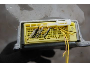 Блок управления AIRBAG TOYOTA AURIS 06-12