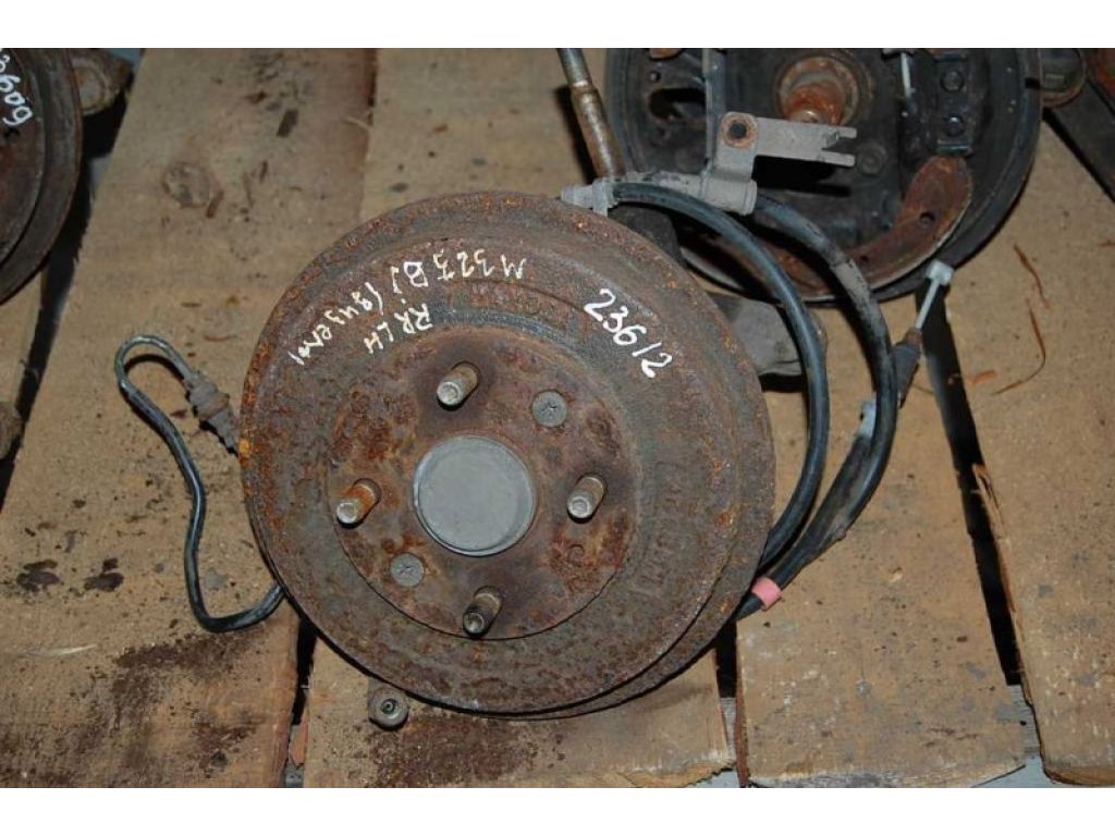 B603-26-15XB | Ступица задн. лев. MAZDA 323 BJ 98-2003