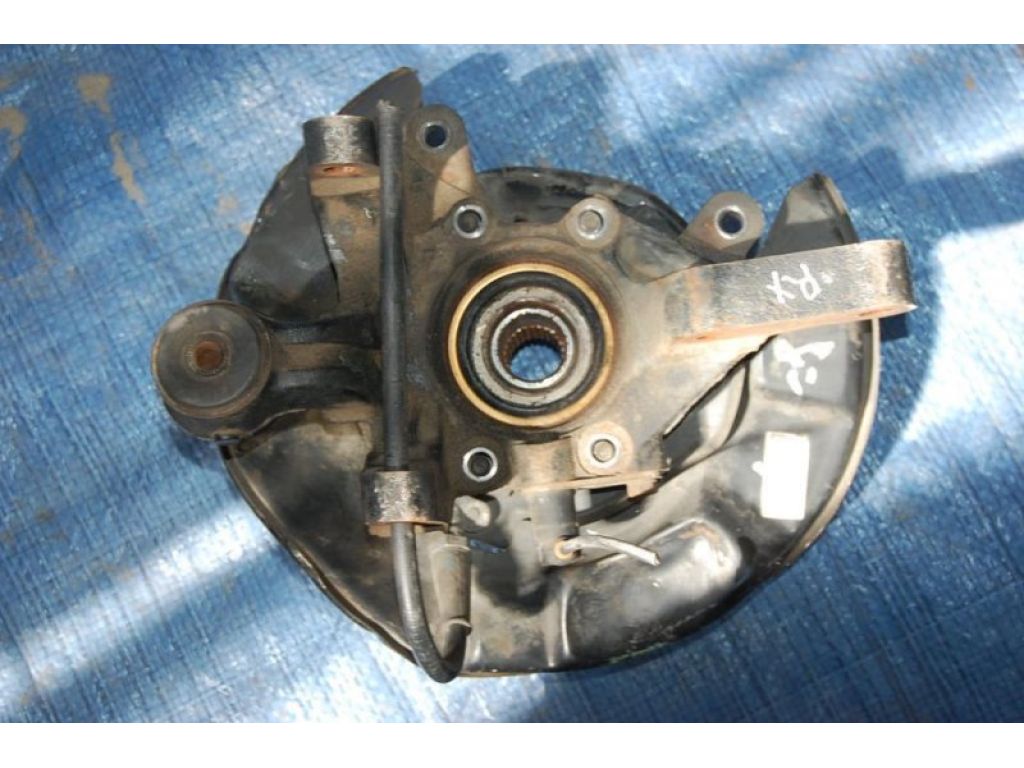 42305-33020 | Цапфа задн. лев. LEXUS RX300 98-03
