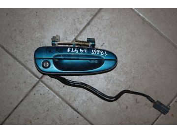 Ручка двери наружная передн. прав. MAZDA 626 GE 91-97