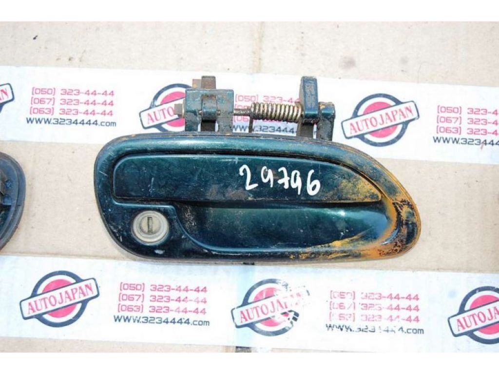 Ручка двери наружная передн. прав. SUBARU LEGACY 98-03 BH/BE