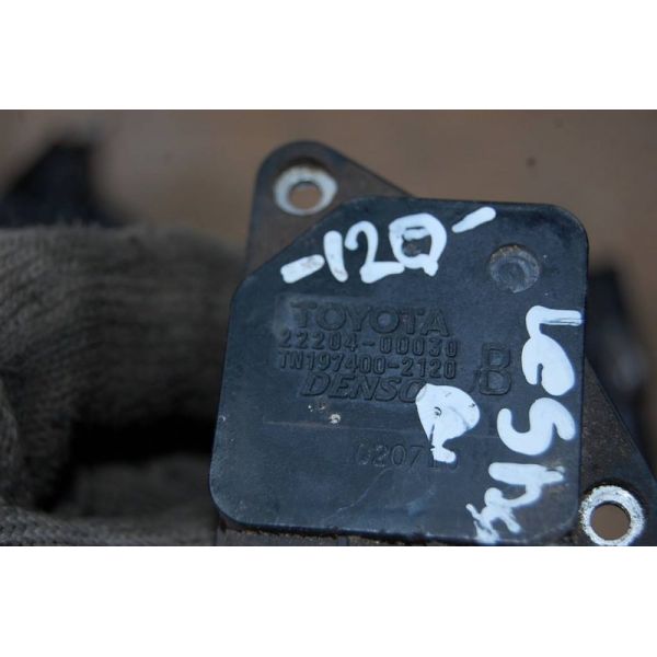 Витратомір повітря TOYOTA COROLLA 120 00-07 22204-00030 — 2