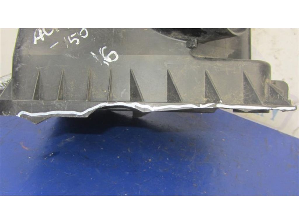 Корпус повітряного фільтра TOYOTA COROLLA 150 06-13 - Фото 4