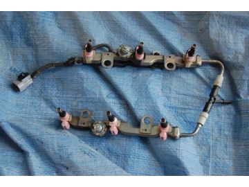 Форсунка паливна LEXUS GS350 GS300 05-11