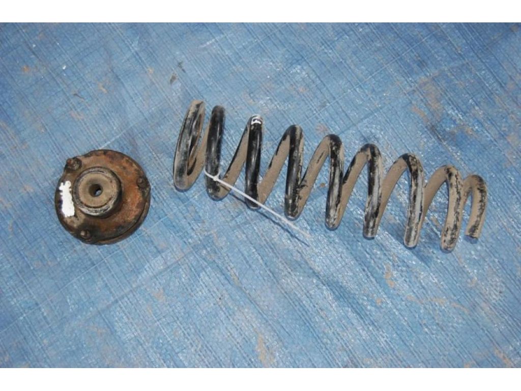 Пружина задней подвески TOYOTA COROLLA 120 00-07