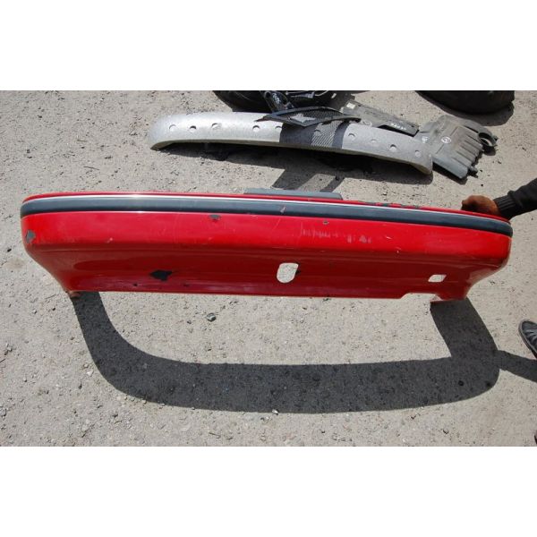 Бампер задній TOYOTA COROLLA E90 87-91 521591A210