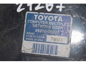 Блок керування центральним замком LEXUS RX300/330/350/400 03-09