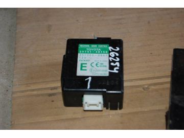 Блок керування центральним замком LEXUS RX300/330/350/400 03-09