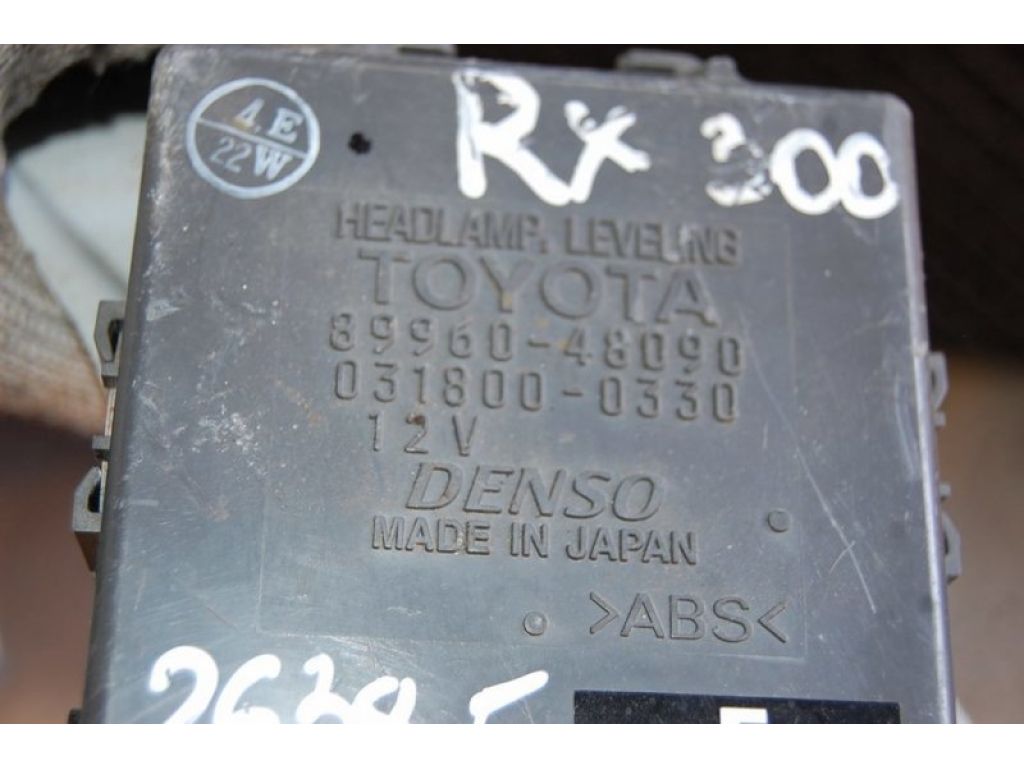 89960-48090 | Блок управління коректора фар LEXUS RX300/330/350/400 03-09