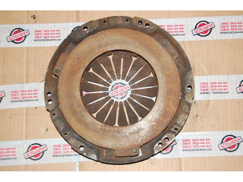 Кошик зчеплення TOYOTA AVENSIS 03-08