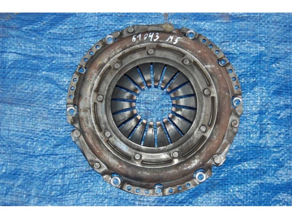 L301-16-410B | Корзина сцепления MAZDA 5 CR 05-10