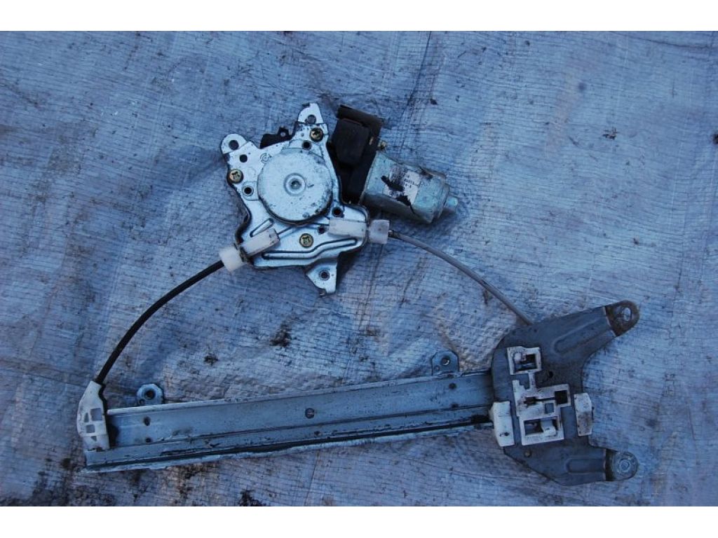 82721-CA000 | Склопідйомник задн. лів. NISSAN MURANO Z50 02-07