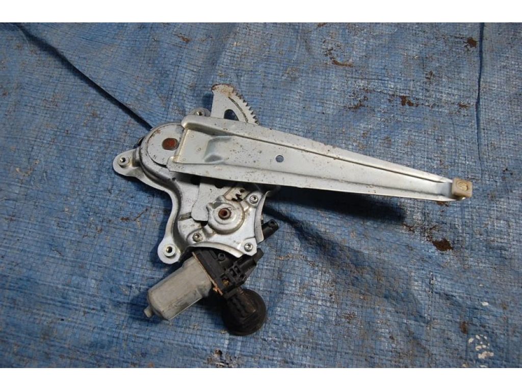 69803-33030 | Стеклоподъемник задн. лев. LEXUS RX300/330/350/400 03-09 - Фото 2