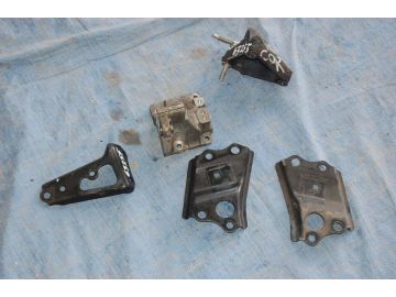 Кронштейн двигуна TOYOTA COROLLA 150 06-13