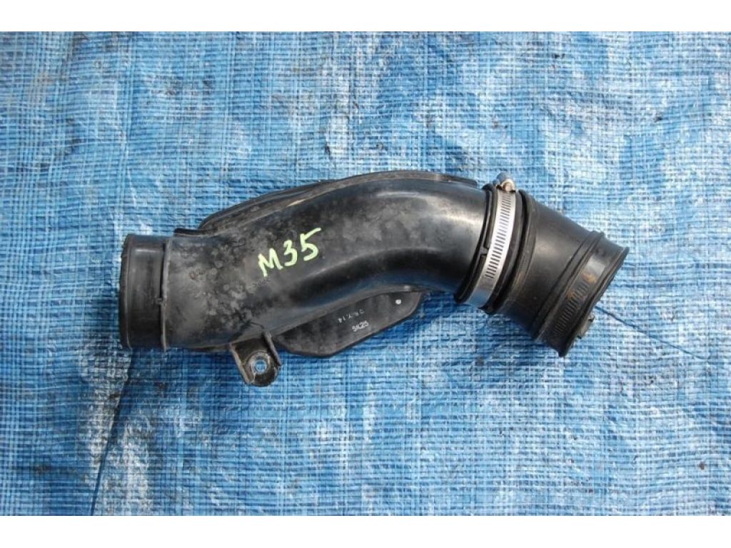 16576-EG000 | патрубок повітряного фільтра INFINITI M35/M45 04-10