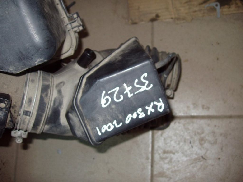 17880-20080 | Патрубок воздушного фильтра LEXUS RX300 98-03 - Фото 2