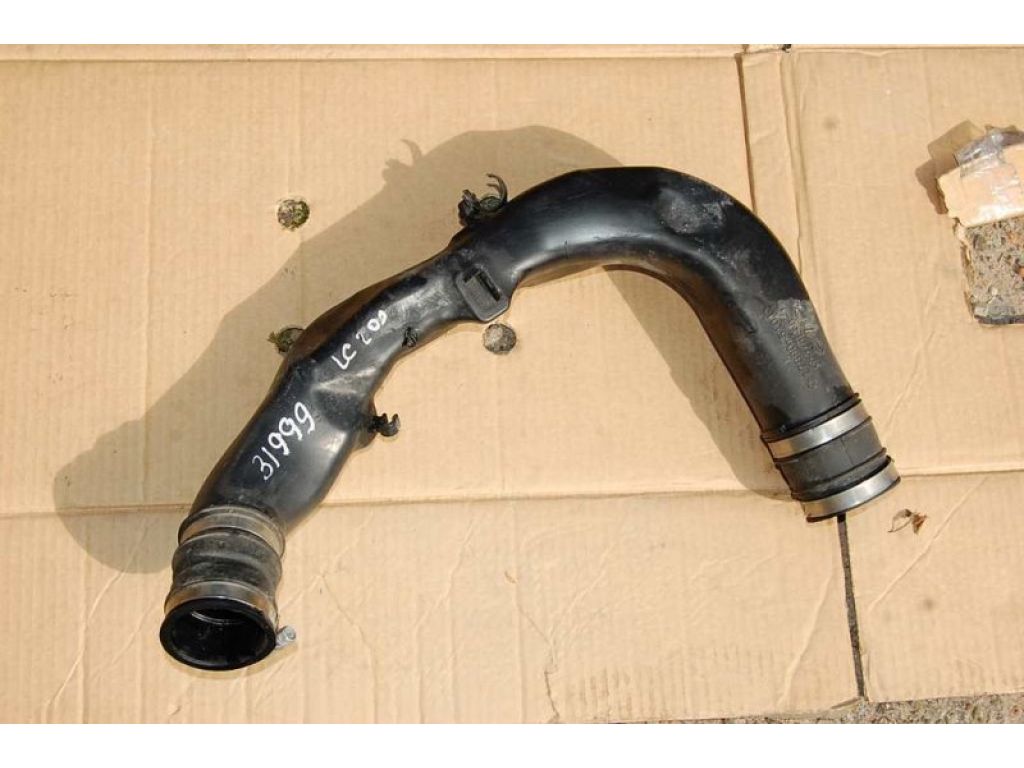 патрубок повітряного фільтра TOYOTA LAND CRUISER 200 08-21