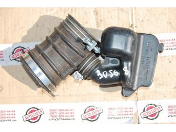 Патрубок воздушного фильтра NISSAN TEANA J31 03-07