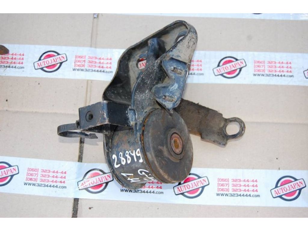 GE6T-39-070A | Подушка двигателя лев. MAZDA 626 GE 91-97