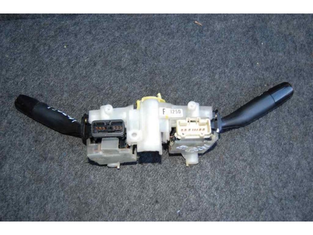 GE6T-66-120C | Подрулевой переключатель MAZDA 323 BJ 98-2003 - Фото 2