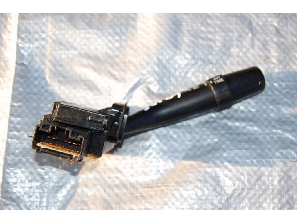 84652-06011 | Подрулевой переключатель прав. TOYOTA CAMRY 20 96-02 - Фото 2