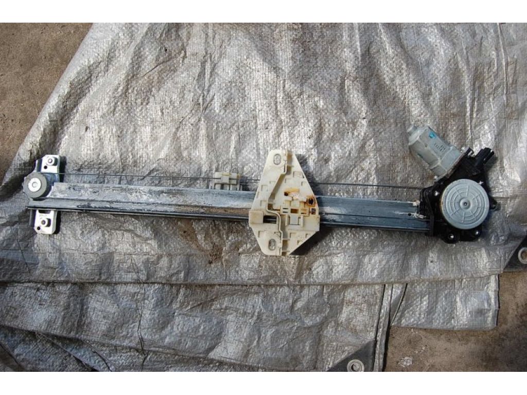 72210-TL0-003 | Склопідйомник передн. прав. HONDA ACCORD CU8 / TSX 08-14